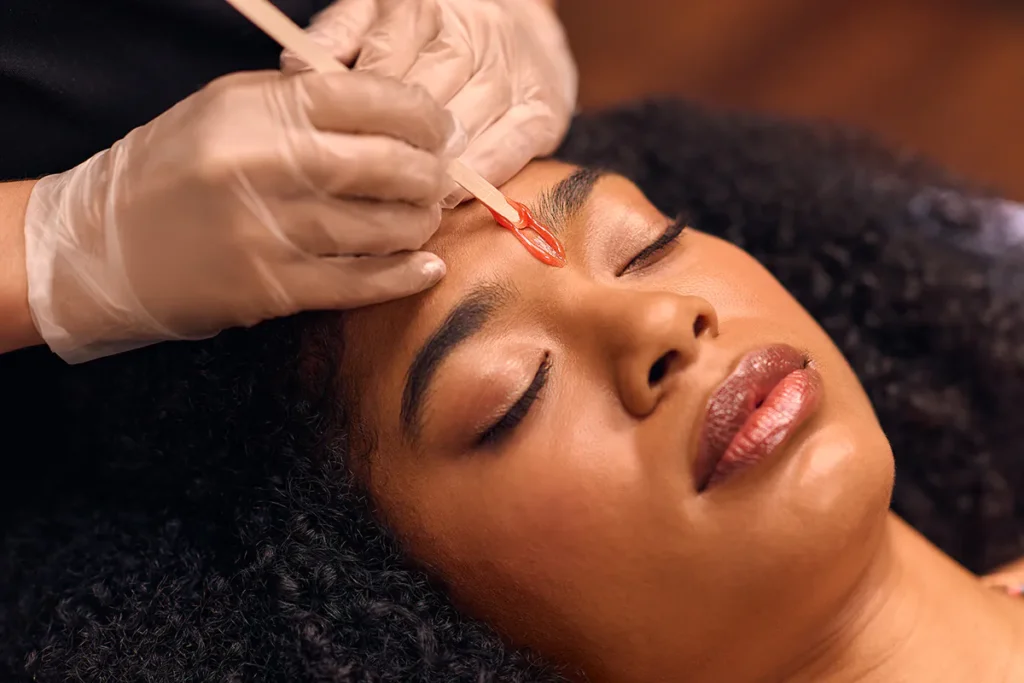 Salon & Spa - Eyebrow service